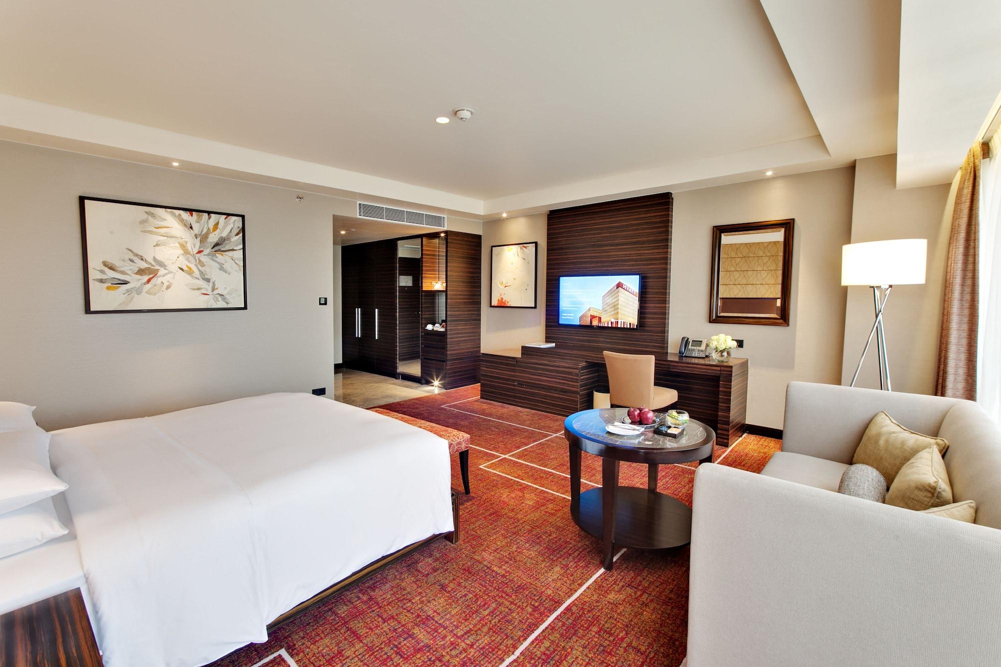 Hotel Hyatt Regency Manila Of Dreams Paranaque City